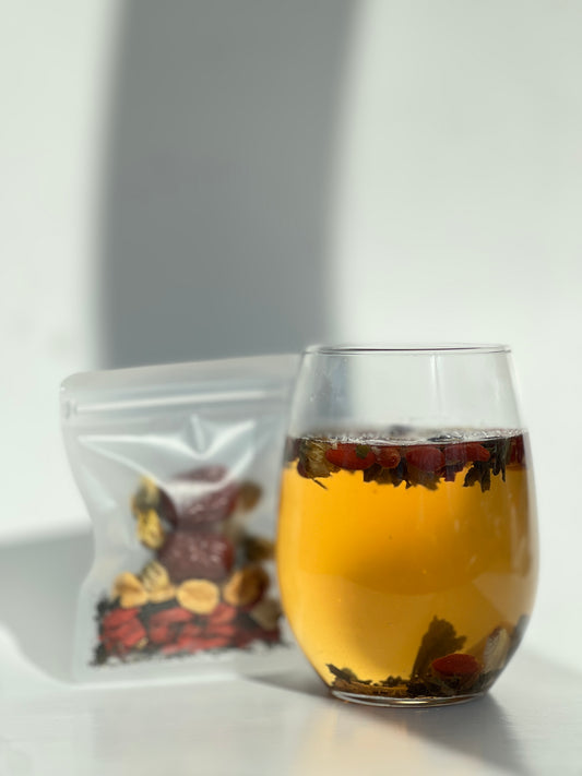 Healthy Floral Ginseng Tea